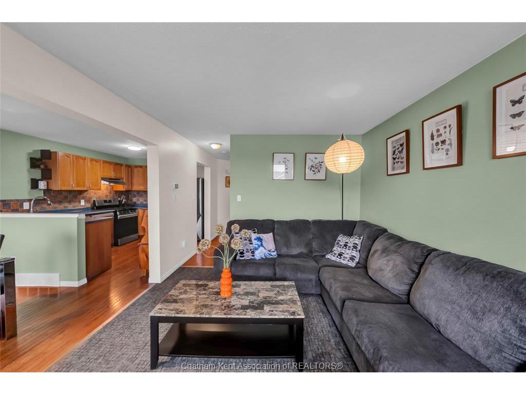 









20


Phair

Crescent,
London,




ON
N5Z 5B5

