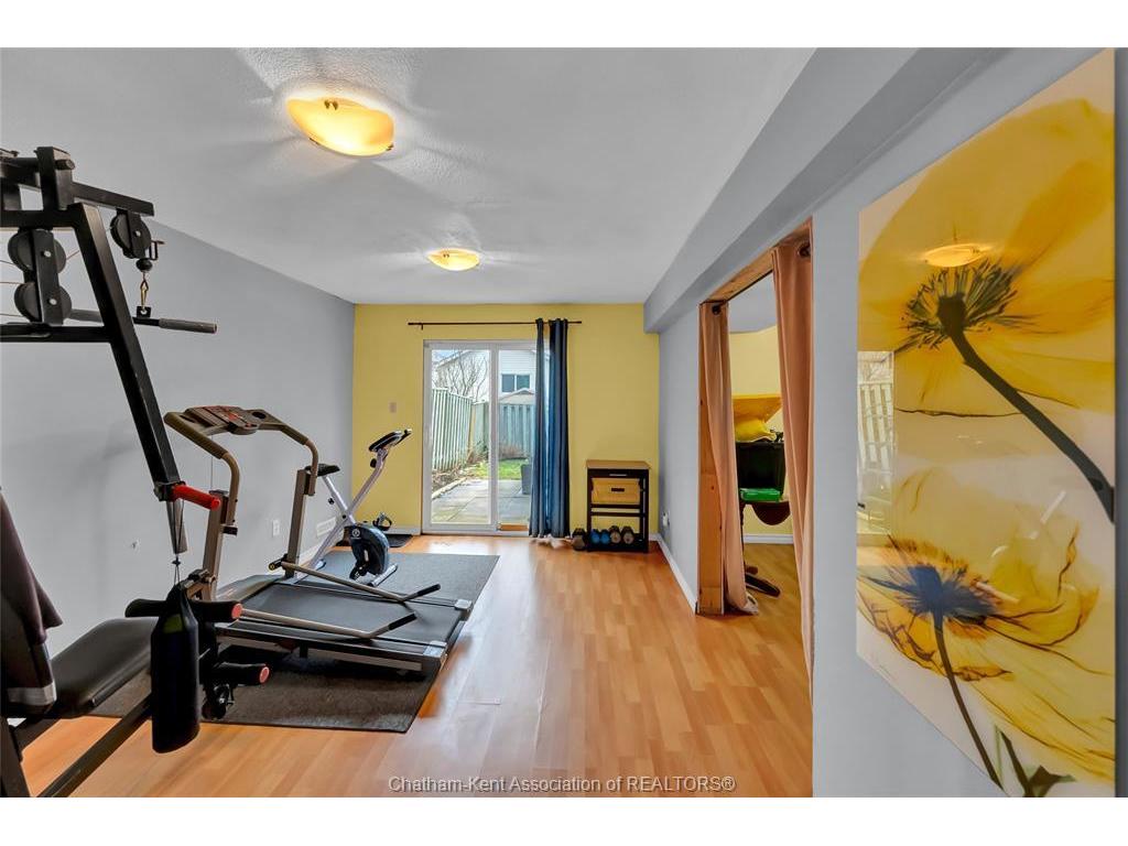 









20


Phair

Crescent,
London,




ON
N5Z 5B5

