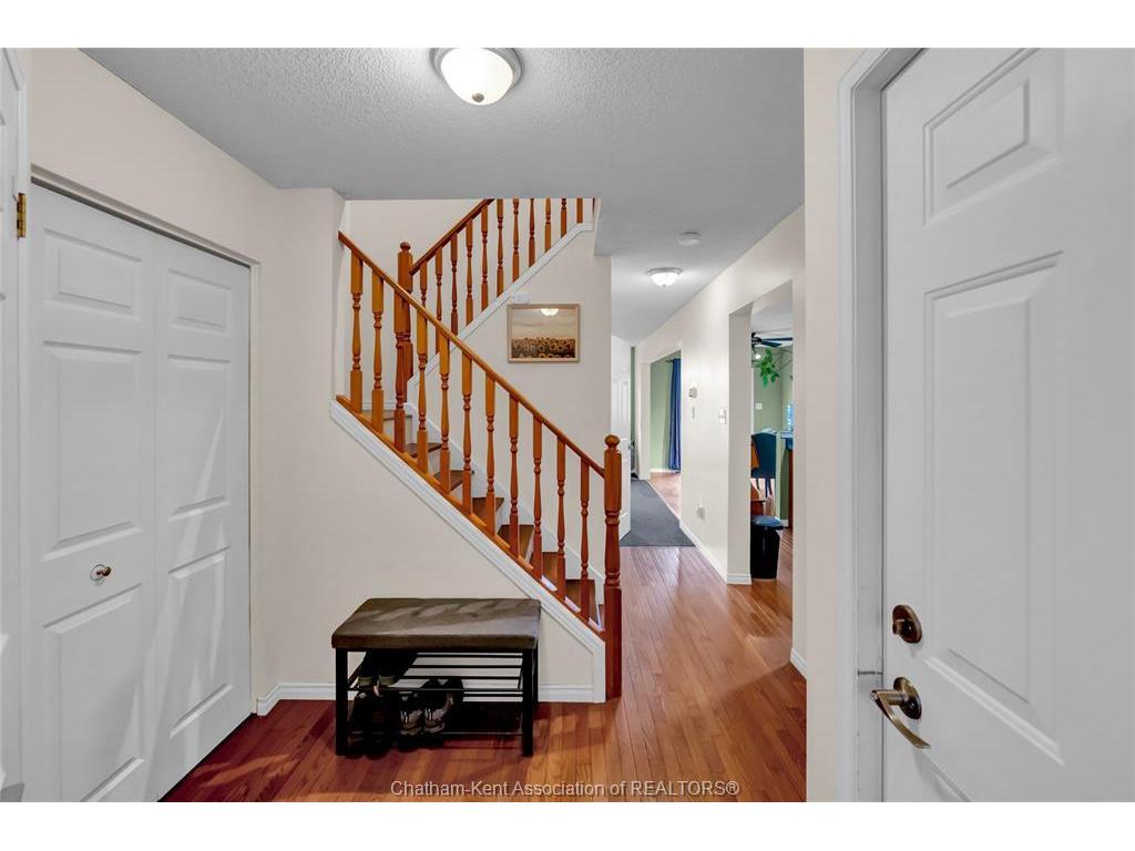 









20


Phair

Crescent,
London,




ON
N5Z 5B5

