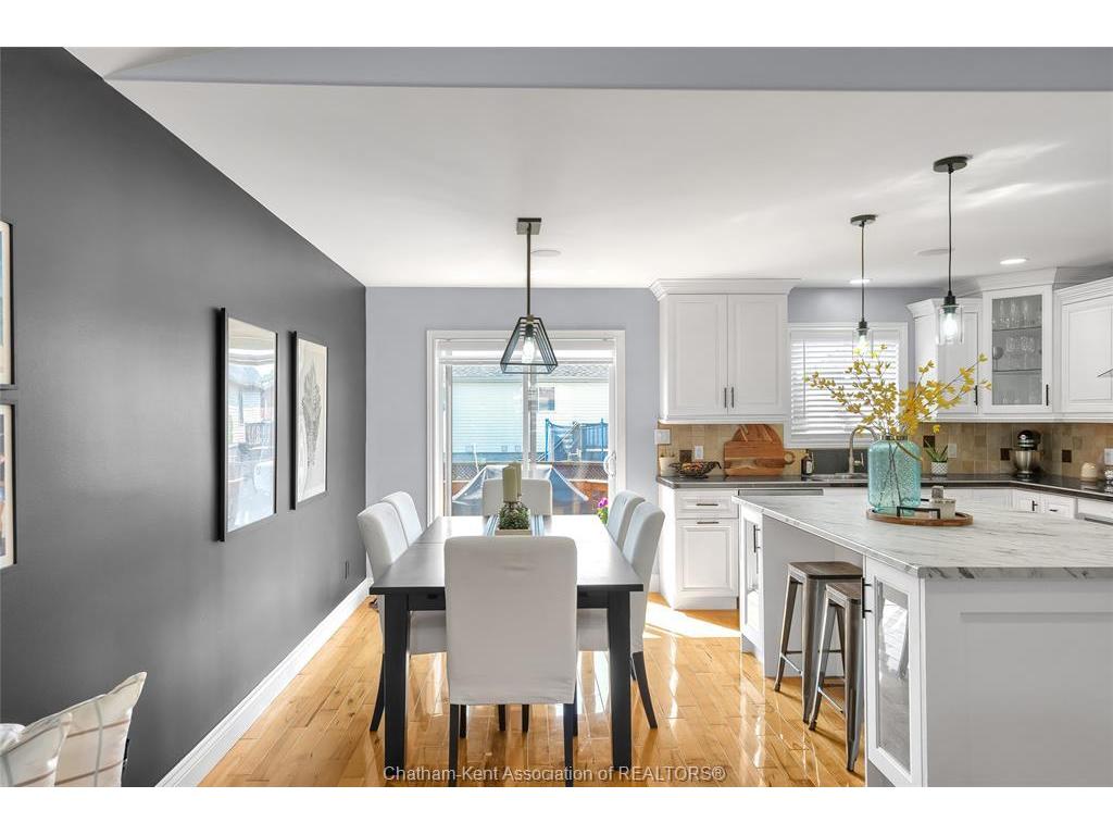 









132


Sherwood

Court,
Chatham,




ON
N7M 6L2

