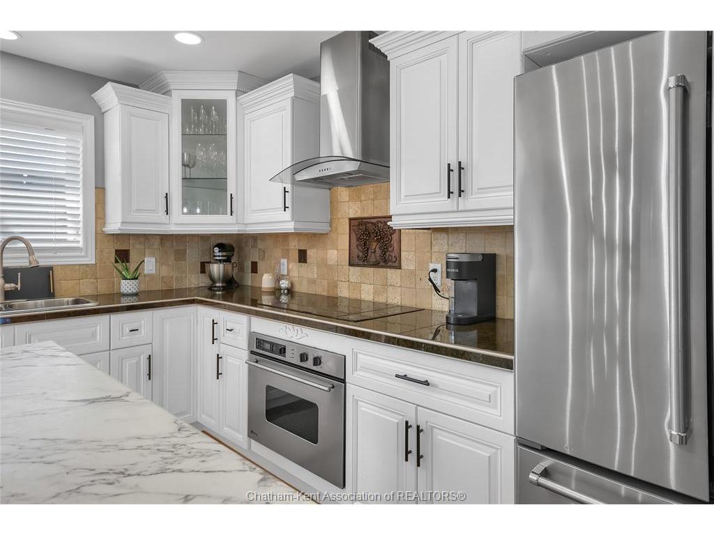 









132


Sherwood

Court,
Chatham,




ON
N7M 6L2

