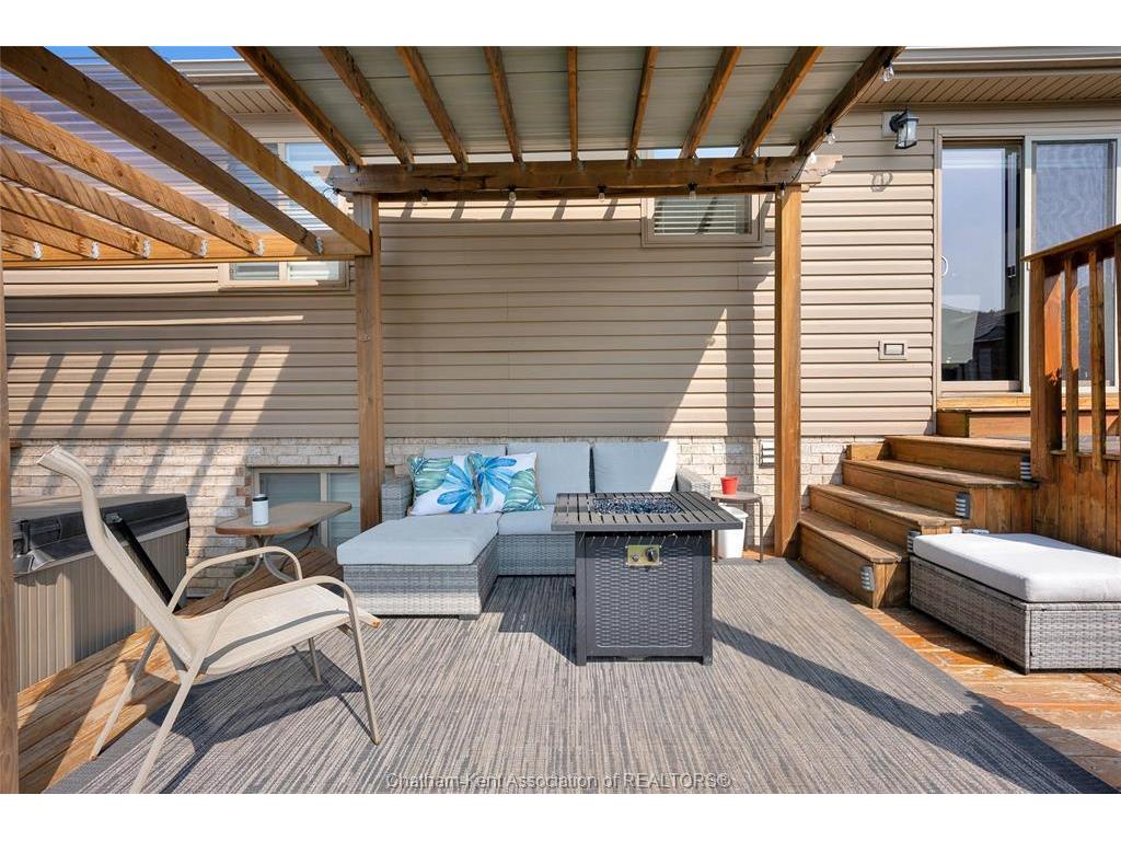 









132


Sherwood

Court,
Chatham,




ON
N7M 6L2

