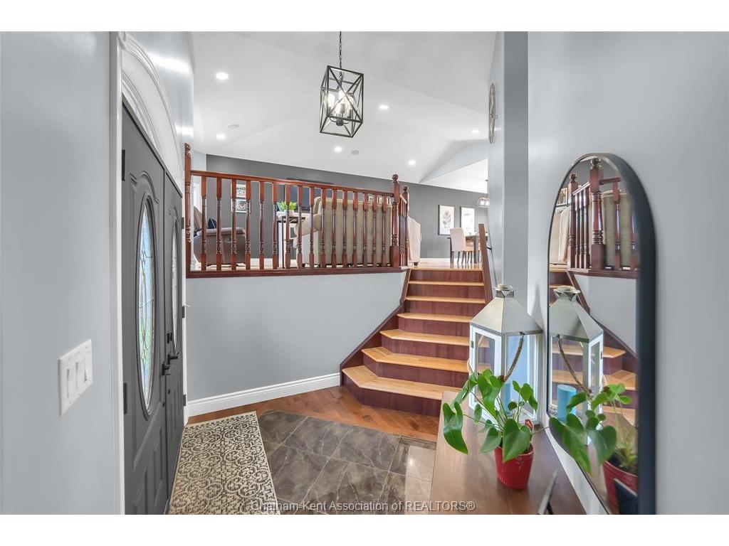 









132


Sherwood

Court,
Chatham,




ON
N7M 6L2

