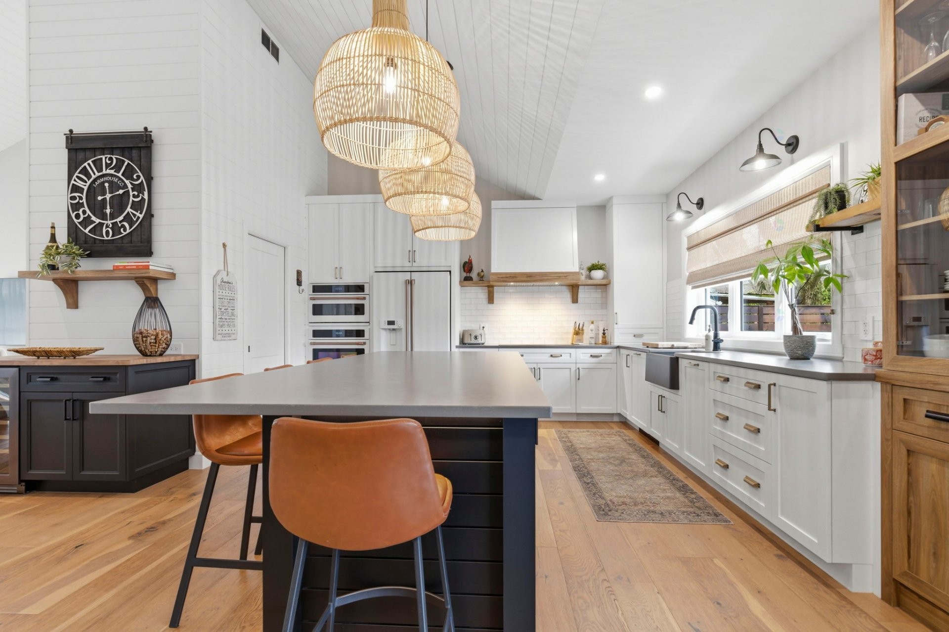 









50


Rue des Érables

,
Mont-Saint-Hilaire,




QC
J3H3E1

