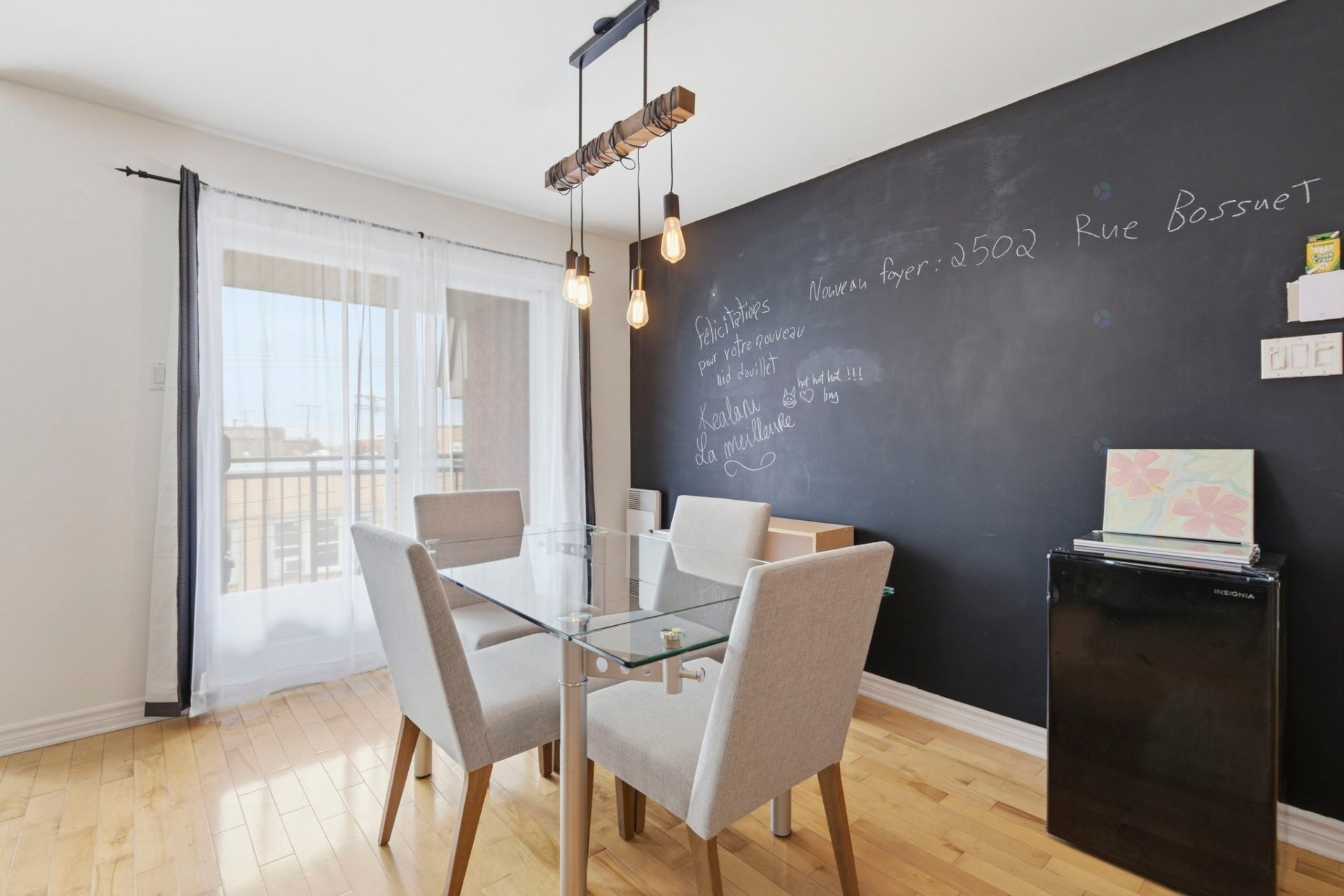 









2502


Rue Bossuet

, 305,
Montréal (Mercier/Hochelaga-Maisonneuve),




QC
H1N2S4

