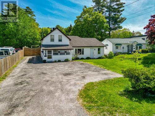 Lots of Parking in Driveway