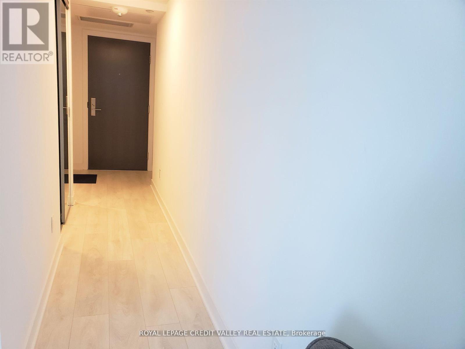 












1806 - 188 CUMBERLAND STREET

,
Toronto,




Ontario
M5R0B6

