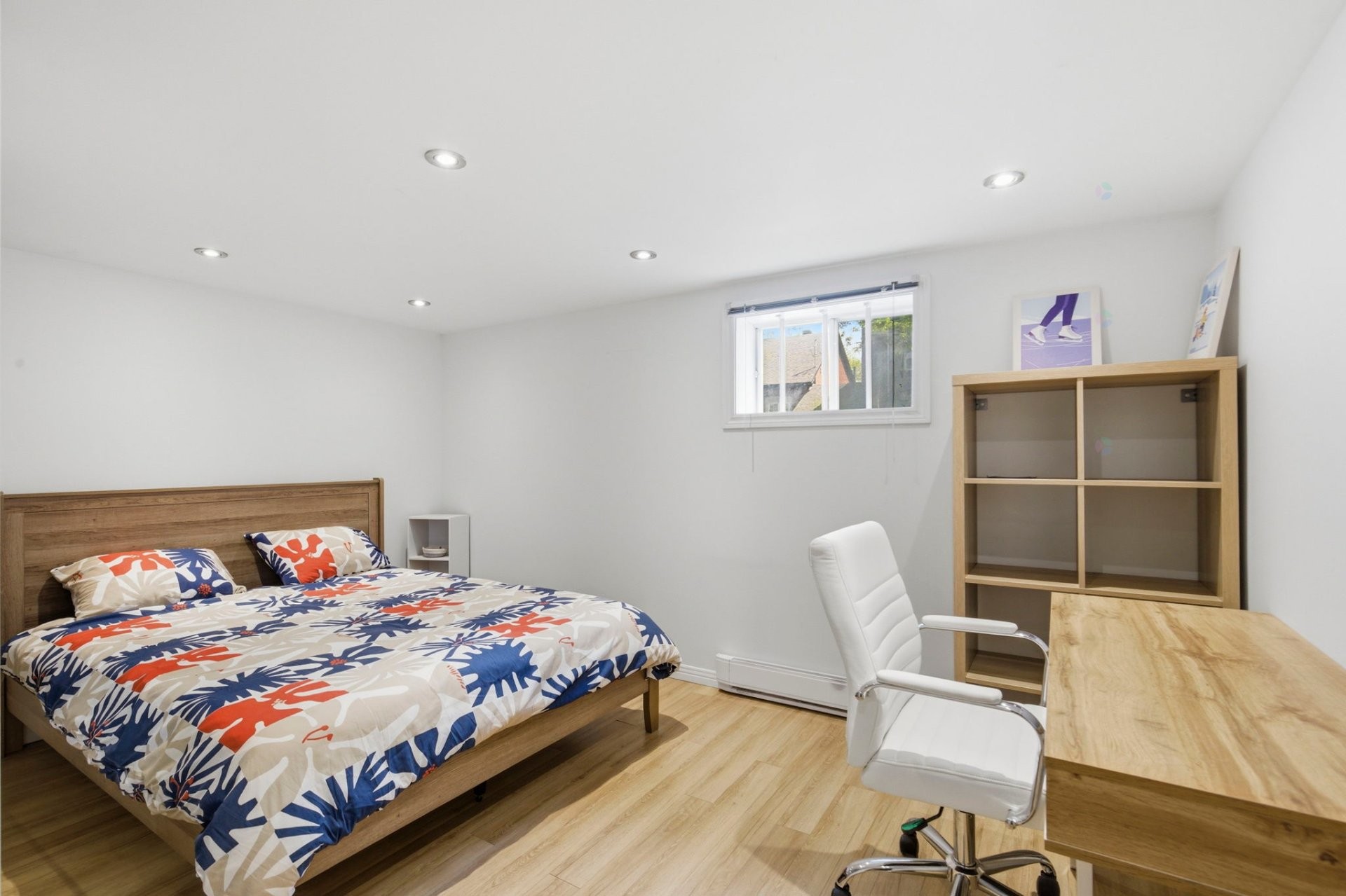 









6675


Av. De Montmagny

,
Montréal (Le Sud-Ouest),




QC
H4E2V7

