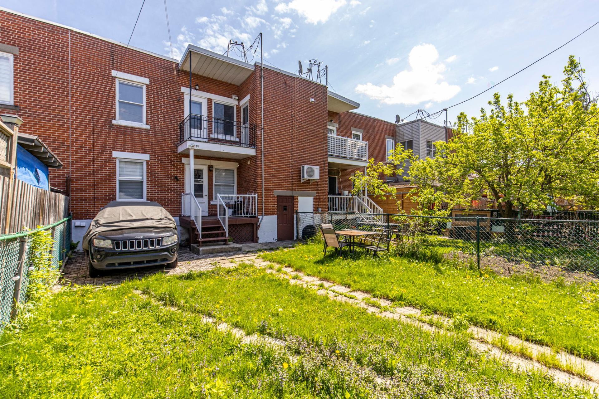









6675


Av. De Montmagny

,
Montréal (Le Sud-Ouest),




QC
H4E2V7

