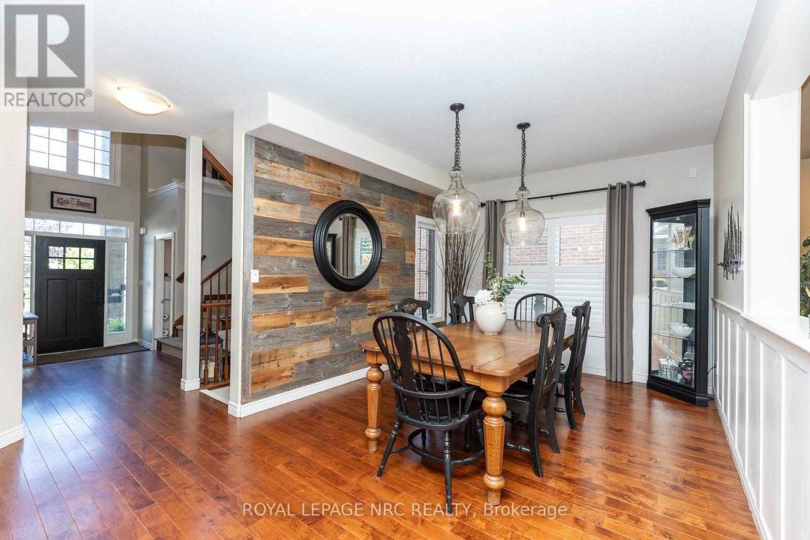 












27 BELL AVENUE

,
Grimsby (Grimsby East),




Ontario
L3M1B2

