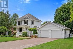 Spacious detached double garage/workshop.