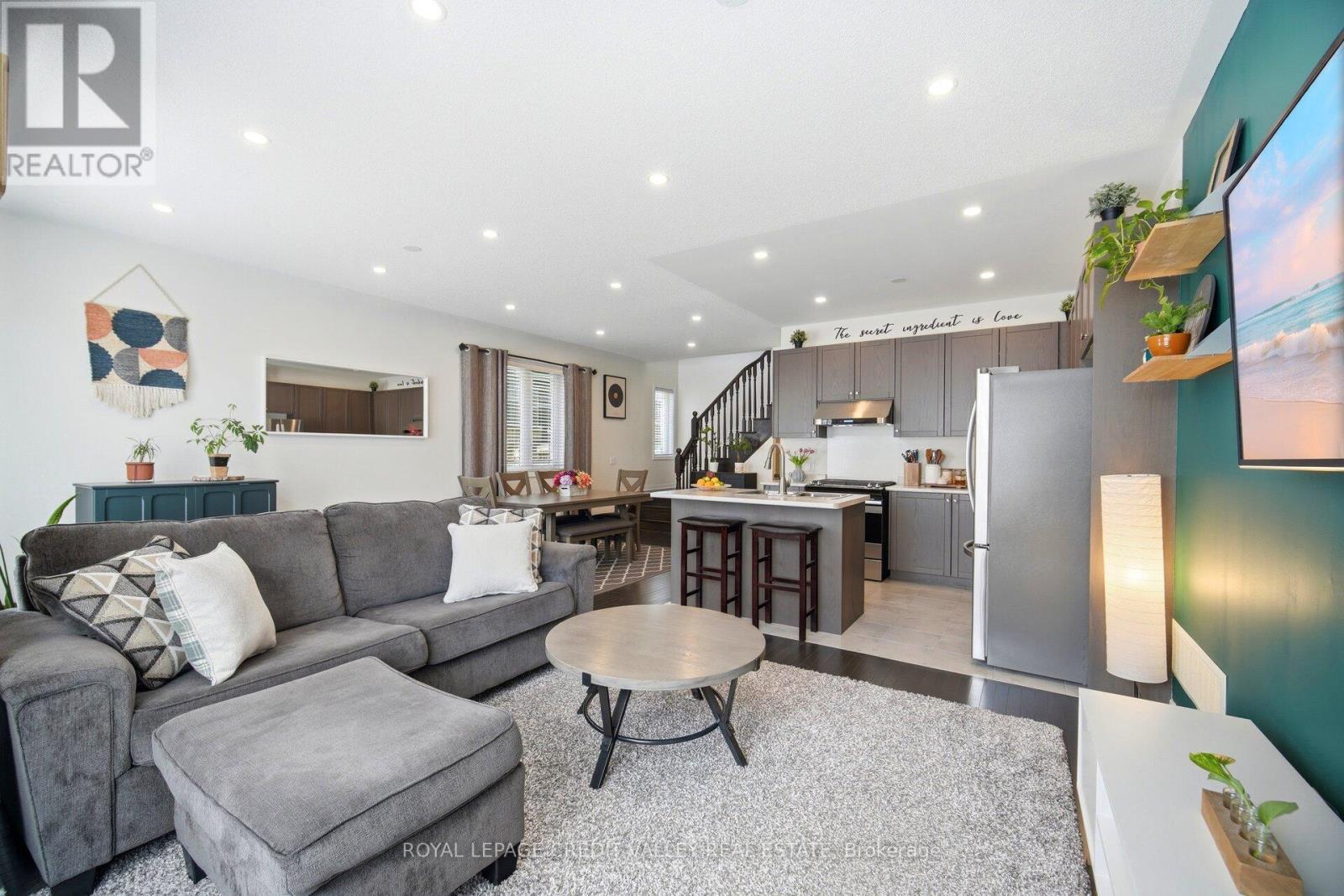 












12 FRANK LANE

,
Caledon,




Ontario
L7C4C9

