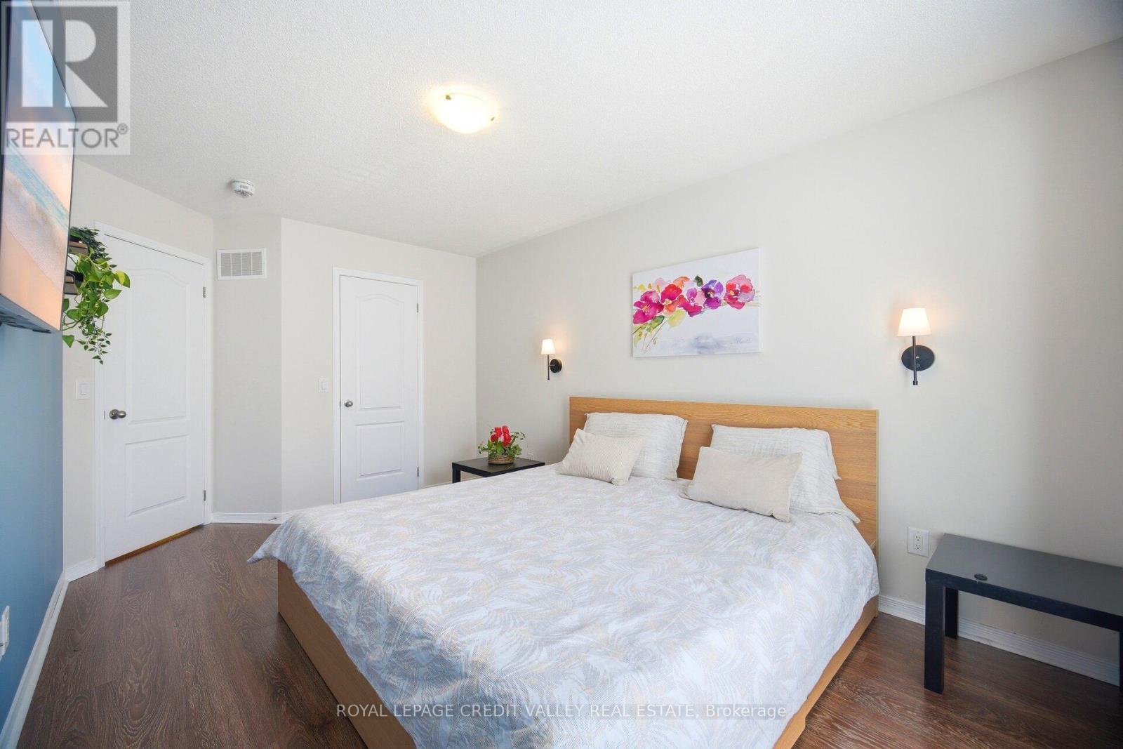 












12 FRANK LANE

,
Caledon,




Ontario
L7C4C9

