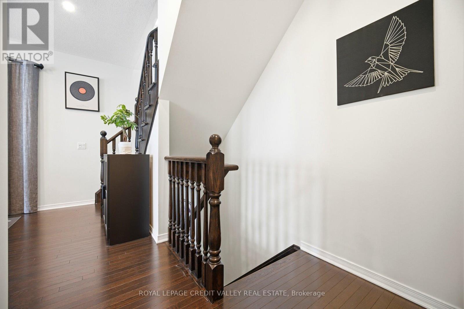 












12 FRANK LANE

,
Caledon,




Ontario
L7C4C9

