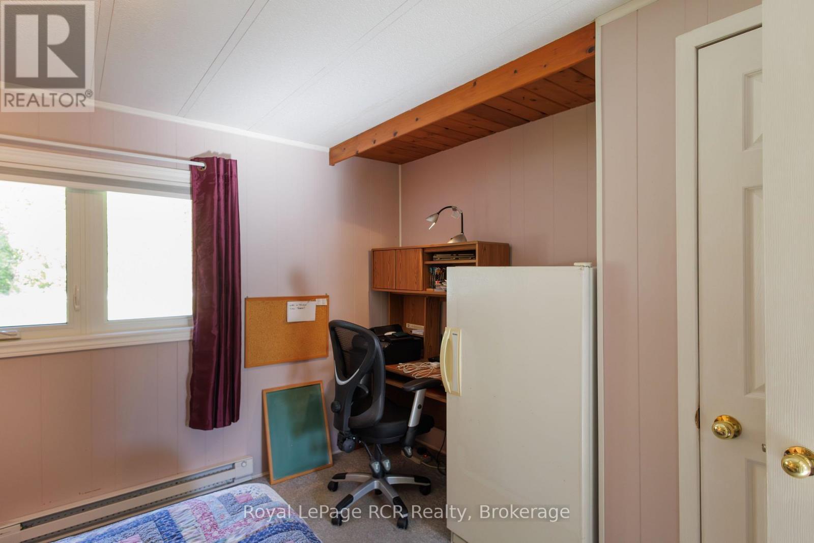 












310420 KEMBLE ROCK ROAD

,
Georgian Bluffs,




Ontario
N0H2T0

