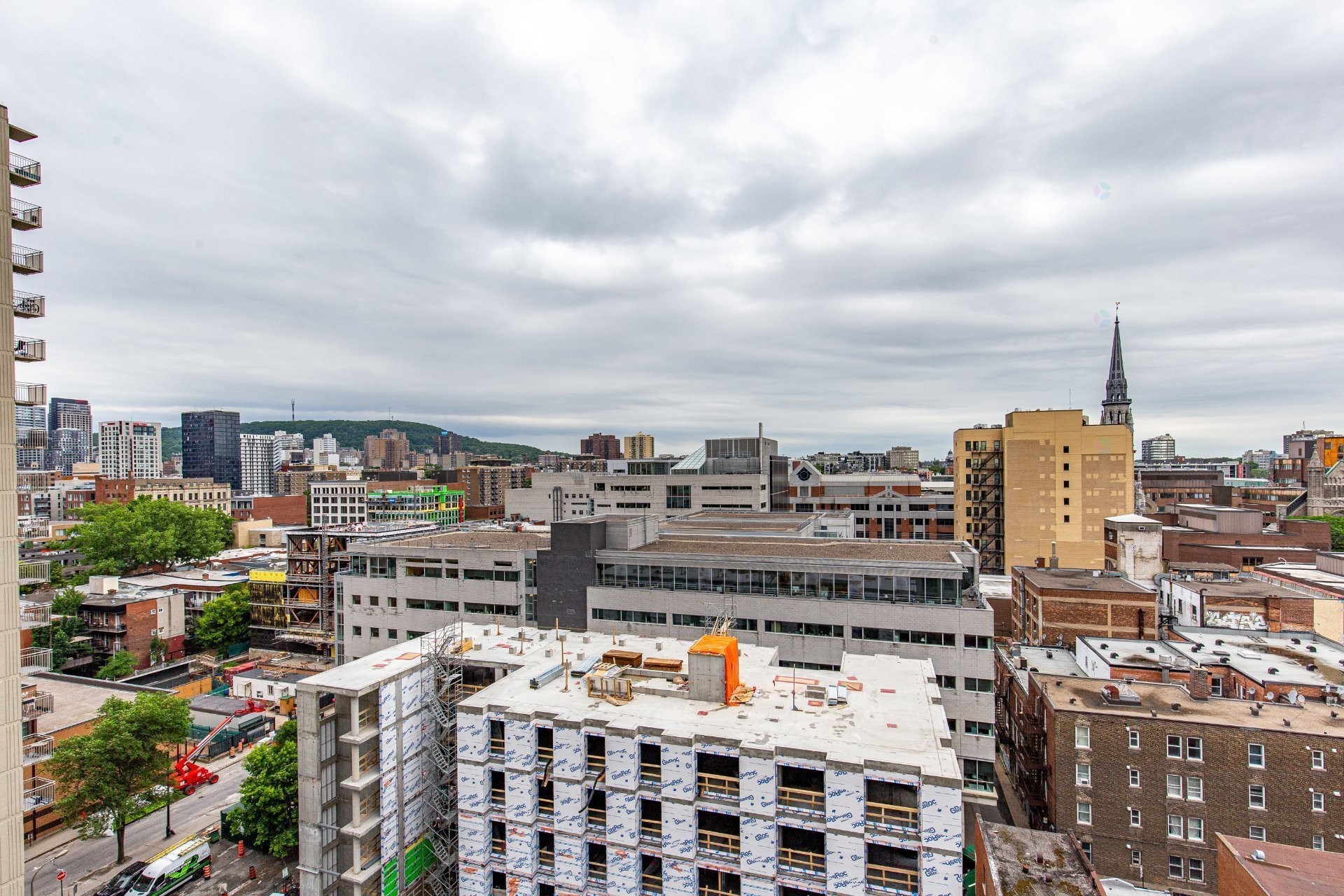 









1150


Rue St-Denis

, 1110,
Montréal (Ville-Marie),




QC
H2X0B3

