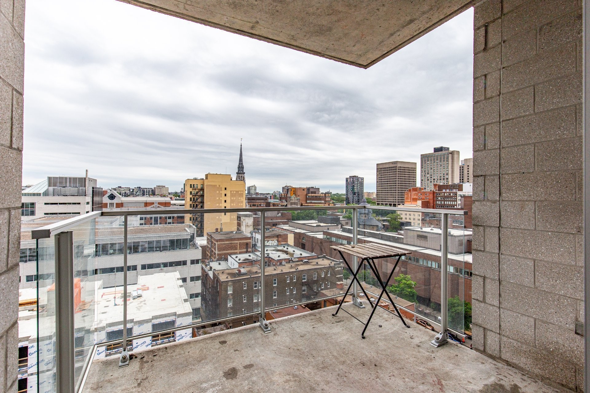 









1150


Rue St-Denis

, 1110,
Montréal (Ville-Marie),




QC
H2X0B3

