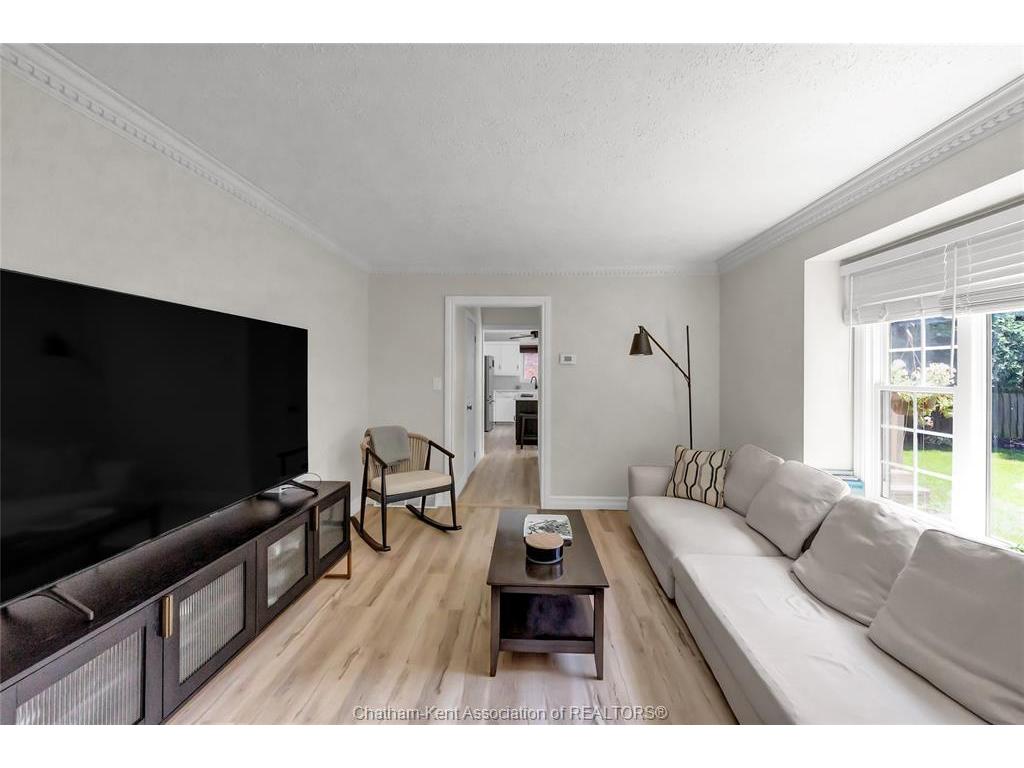 









441


Baldoon

Road,
Chatham,




ON
N7L 5B8

