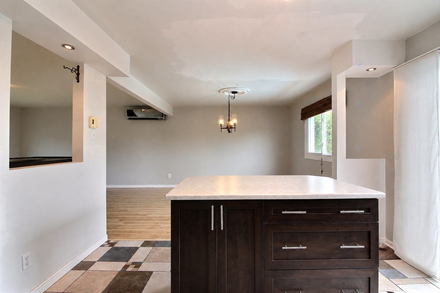 









23


Av. Hamford

,
Lachute,




QC
J8H3N3

