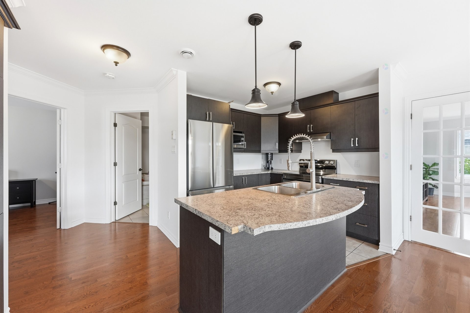 









84


Rue Bruno-Dion

, 105,
Blainville,




QC
J7C0L1

