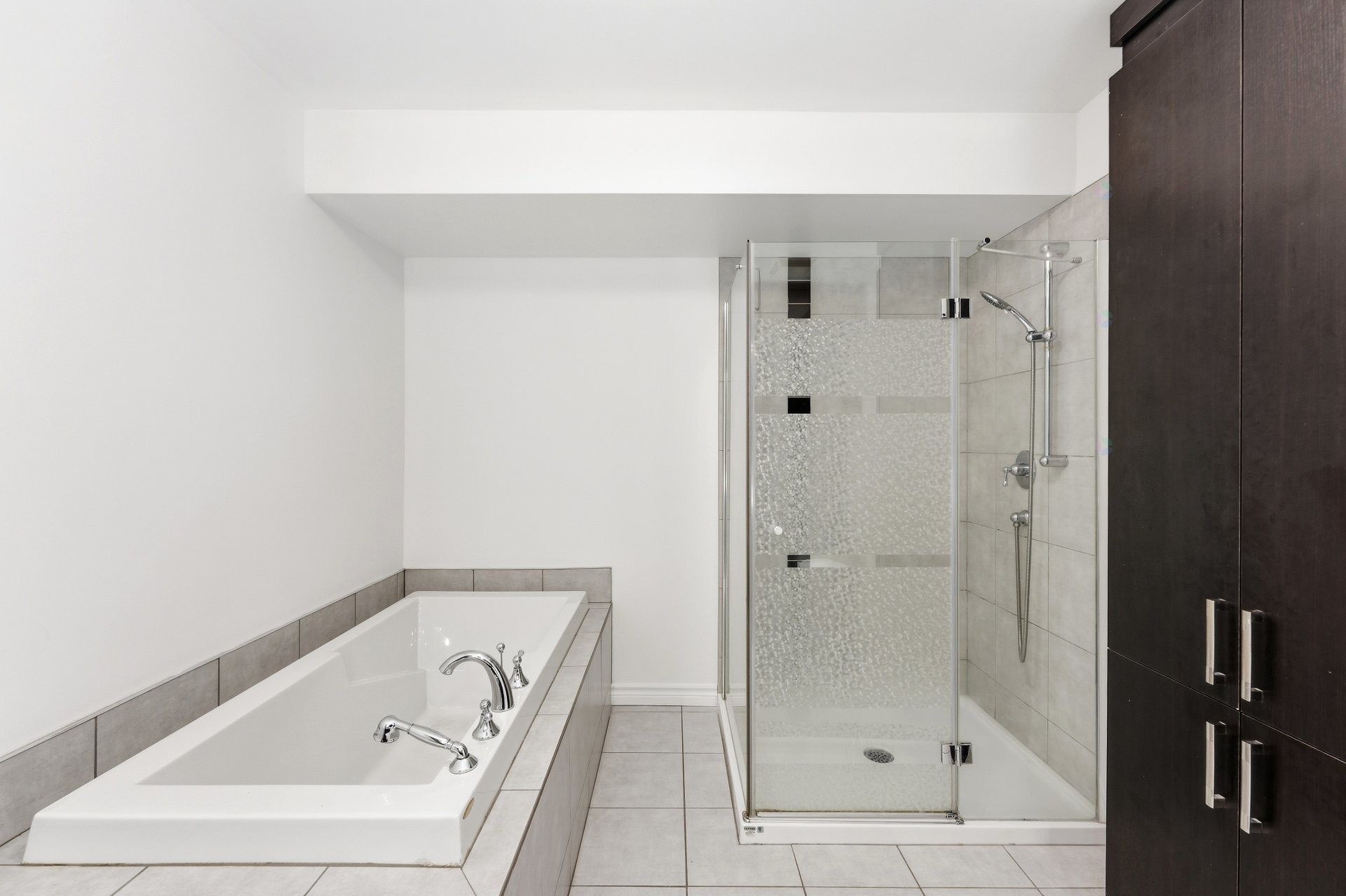 









84


Rue Bruno-Dion

, 105,
Blainville,




QC
J7C0L1

