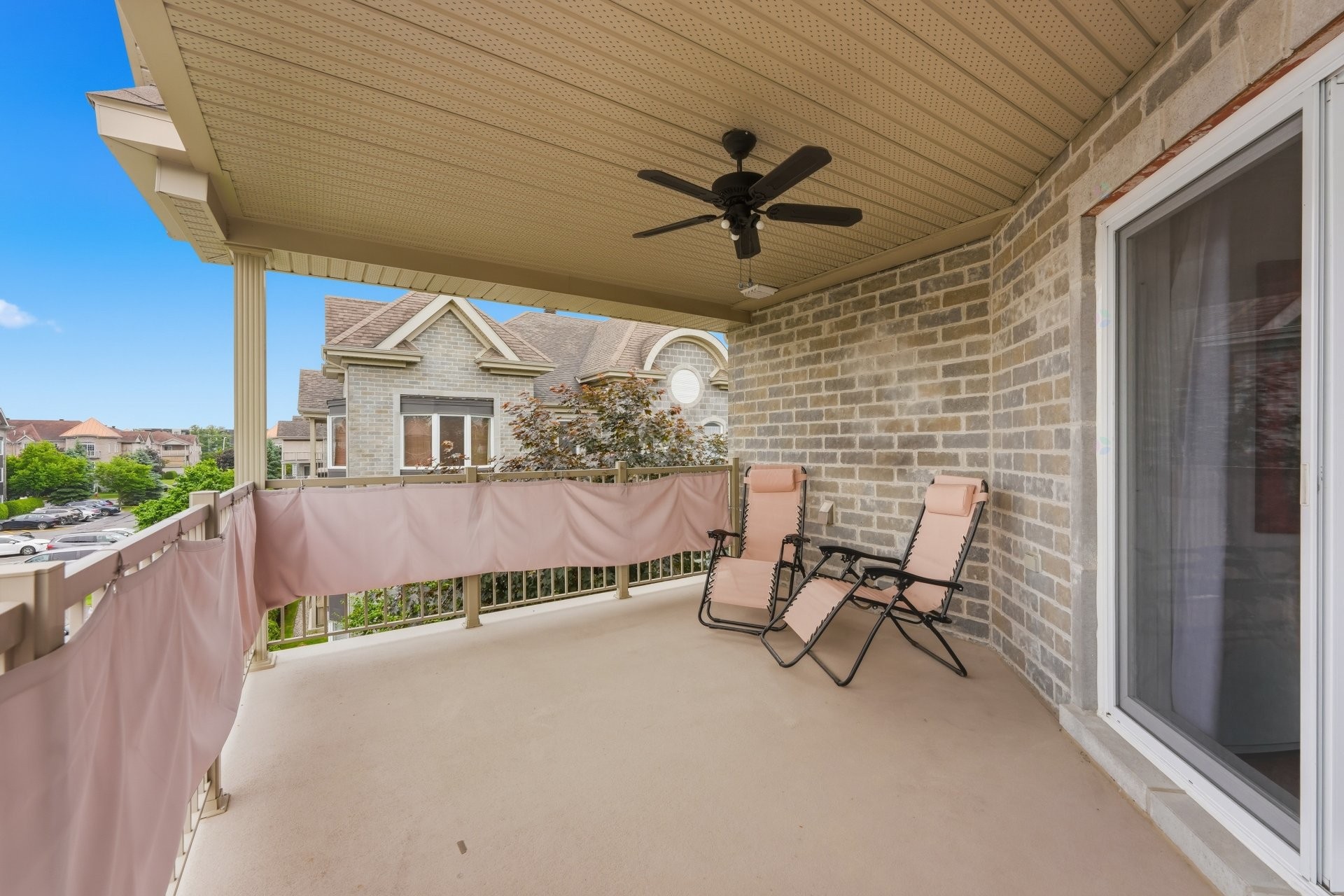 









84


Rue Bruno-Dion

, 105,
Blainville,




QC
J7C0L1

