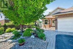 Set in the desirable community of Fallingbrook