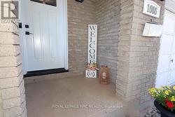 Front Porch/Entrance