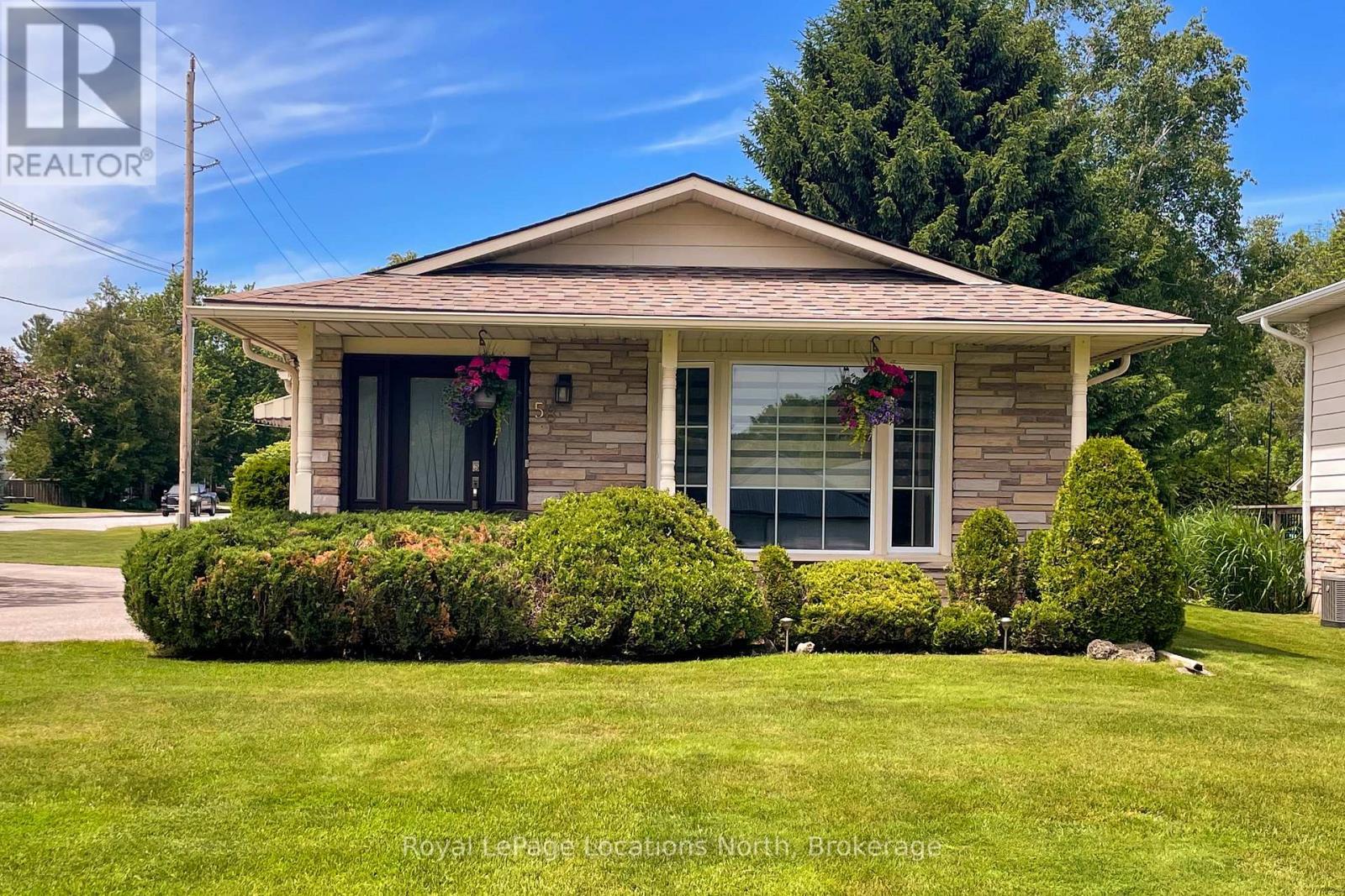 












58 UNION STREET

,
Meaford,




Ontario
N4L1E6

