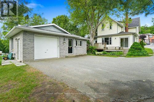 Detatched Garage