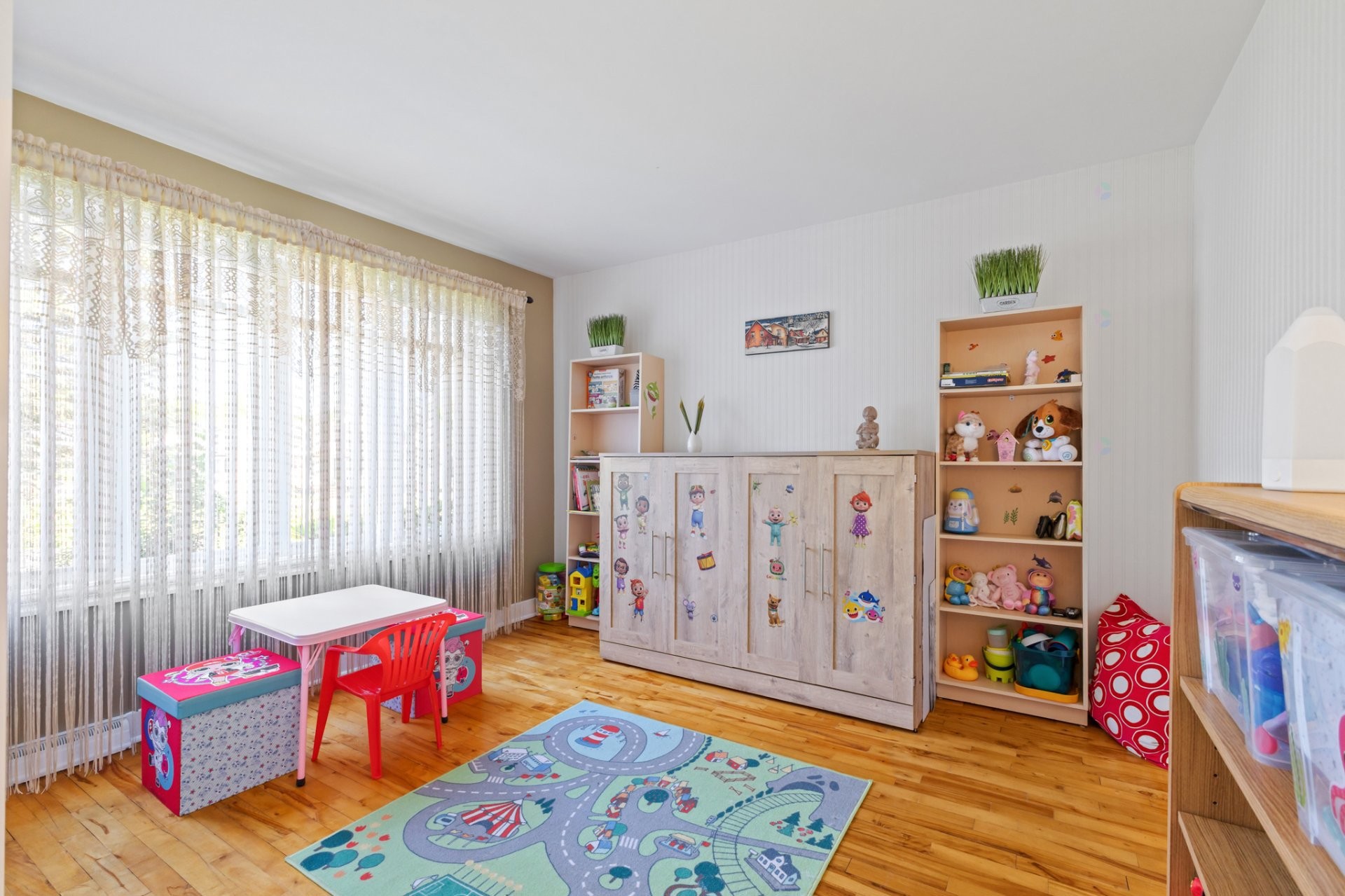 









2845


Rue des Deux-Rivières

,
Carignan,




QC
J3L5A4

