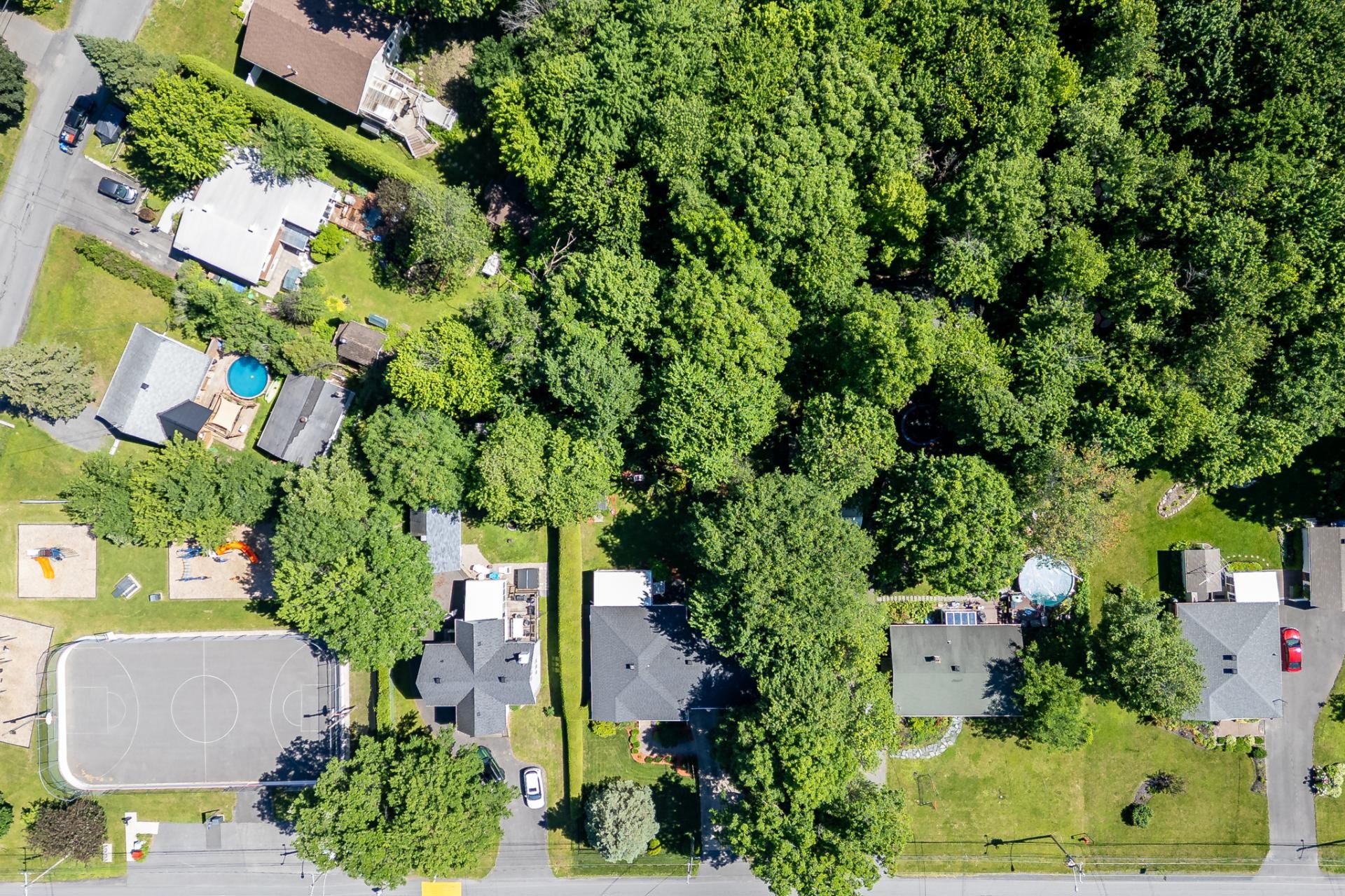 









2845


Rue des Deux-Rivières

,
Carignan,




QC
J3L5A4

