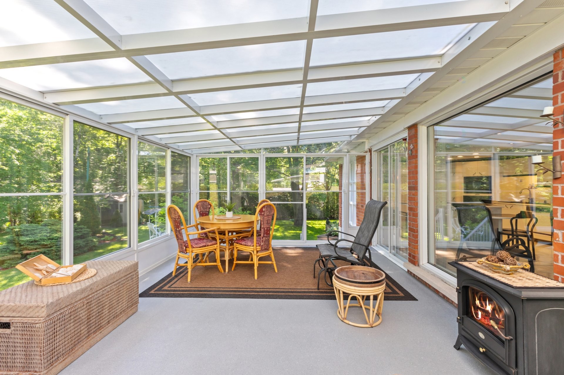 









2845


Rue des Deux-Rivières

,
Carignan,




QC
J3L5A4

