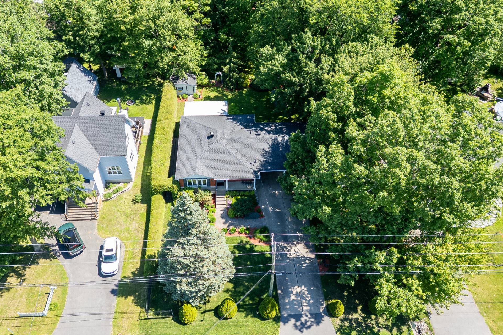 









2845


Rue des Deux-Rivières

,
Carignan,




QC
J3L5A4

