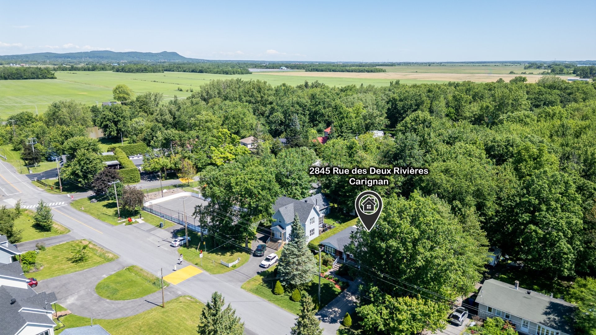 









2845


Rue des Deux-Rivières

,
Carignan,




QC
J3L5A4

