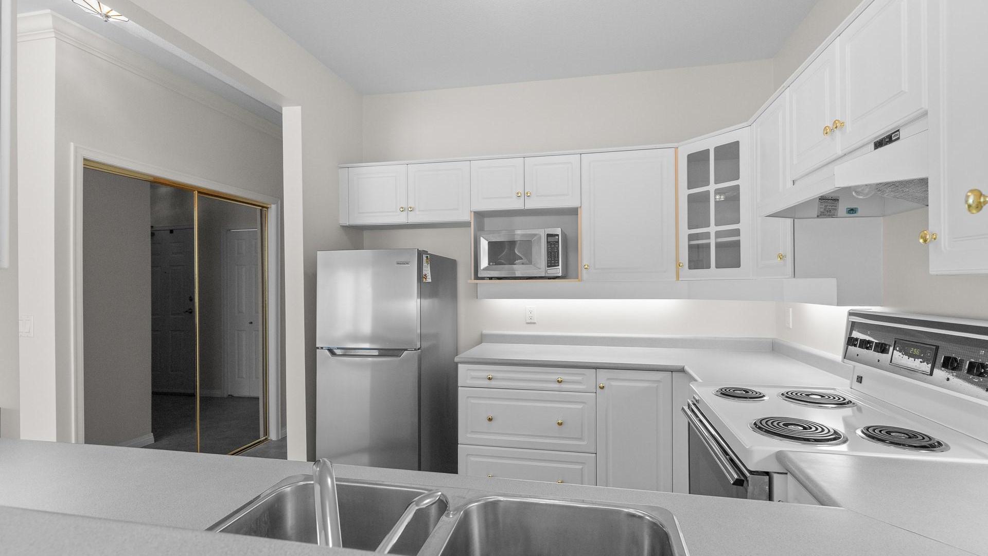 









877


KLO

Road, 223,
Kelowna,




BC
V1Y 9R1

