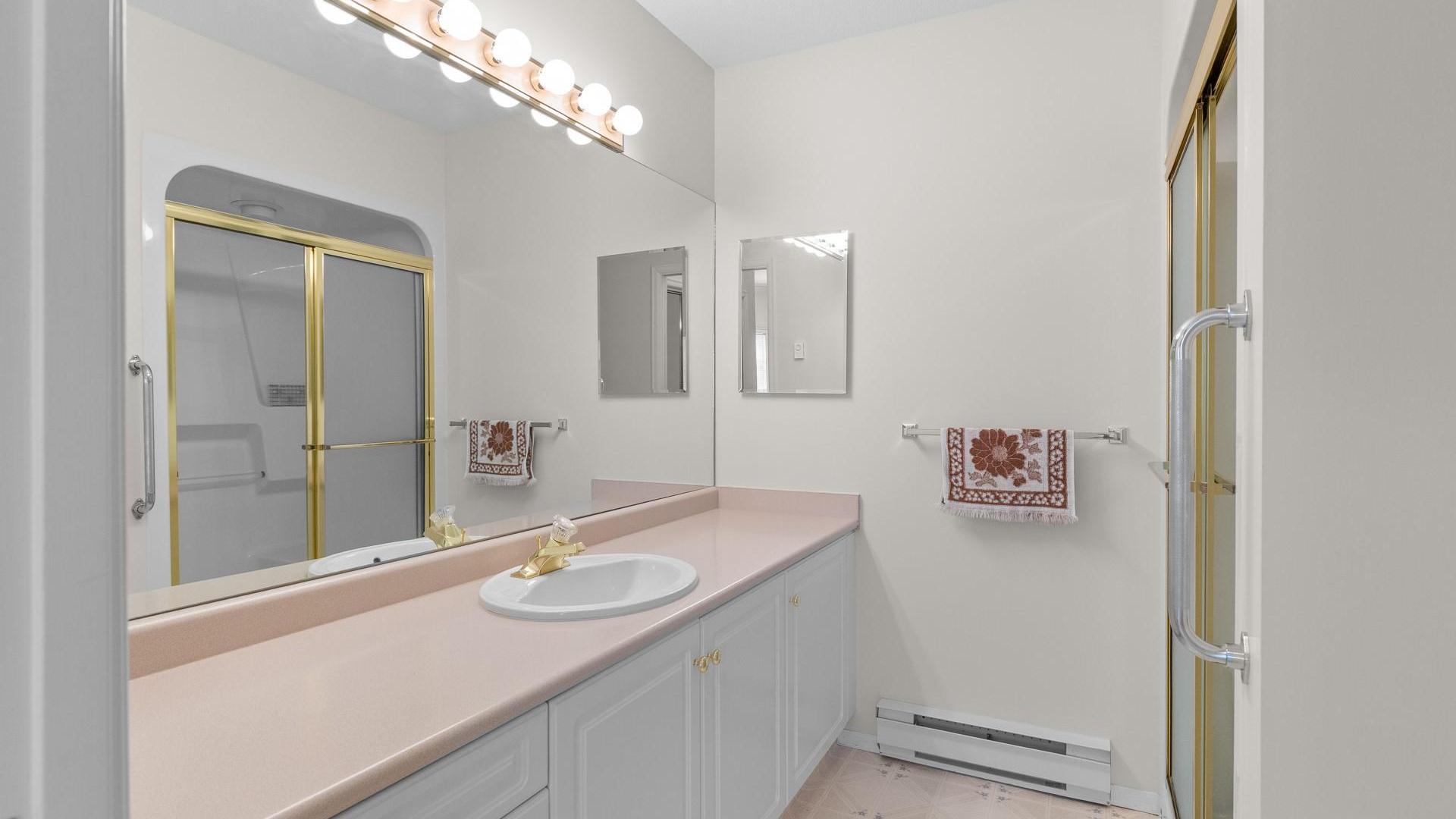 









877


KLO

Road, 223,
Kelowna,




BC
V1Y 9R1

