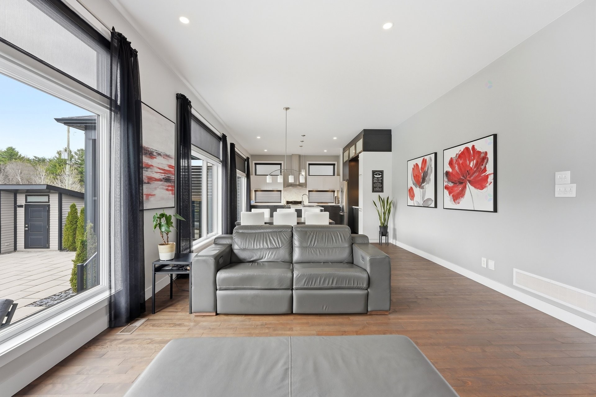 









123


Av. du Littoral

,
Saint-Paul,




QC
J0K3E0

