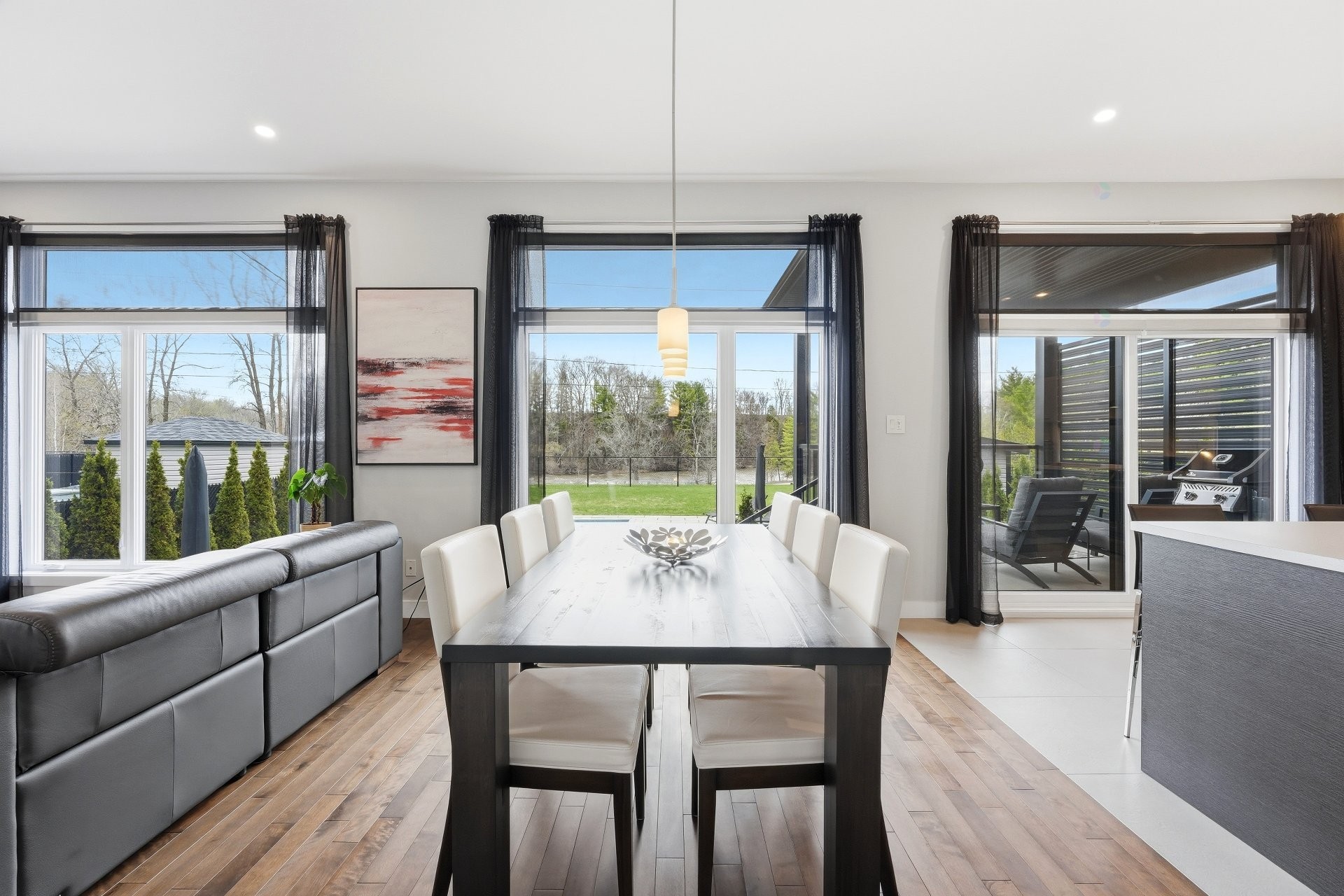 









123


Av. du Littoral

,
Saint-Paul,




QC
J0K3E0

