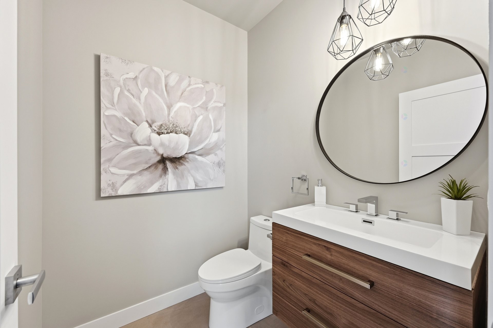 









123


Av. du Littoral

,
Saint-Paul,




QC
J0K3E0

