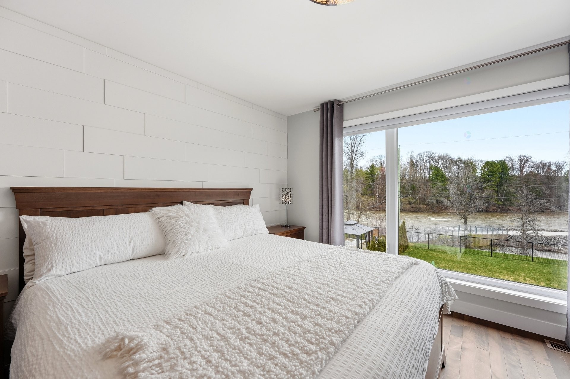 









123


Av. du Littoral

,
Saint-Paul,




QC
J0K3E0

