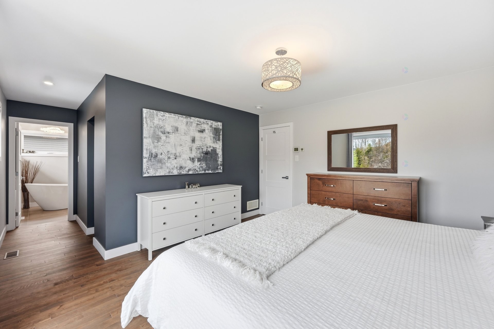 









123


Av. du Littoral

,
Saint-Paul,




QC
J0K3E0

