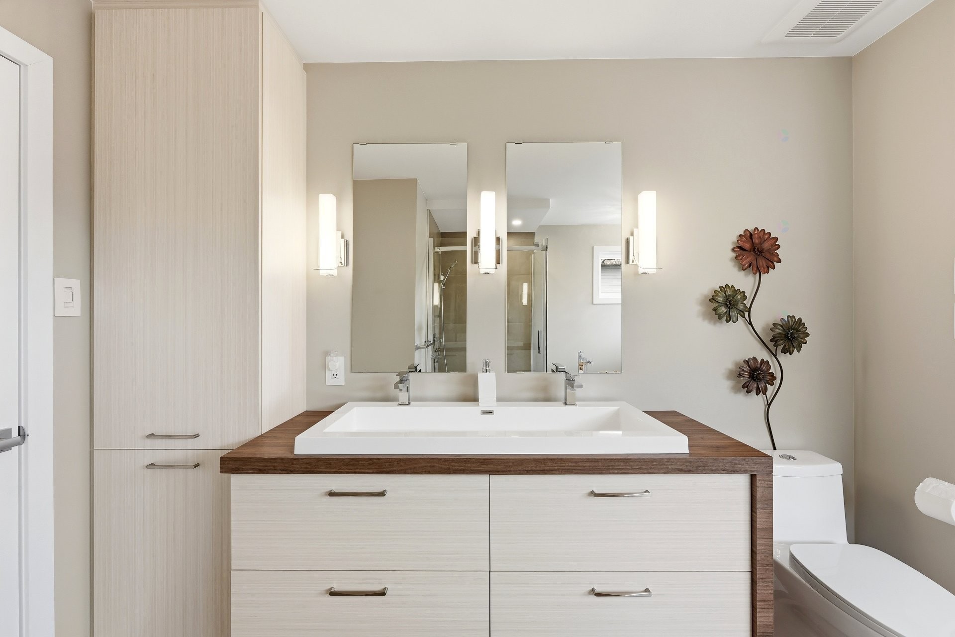 









123


Av. du Littoral

,
Saint-Paul,




QC
J0K3E0

