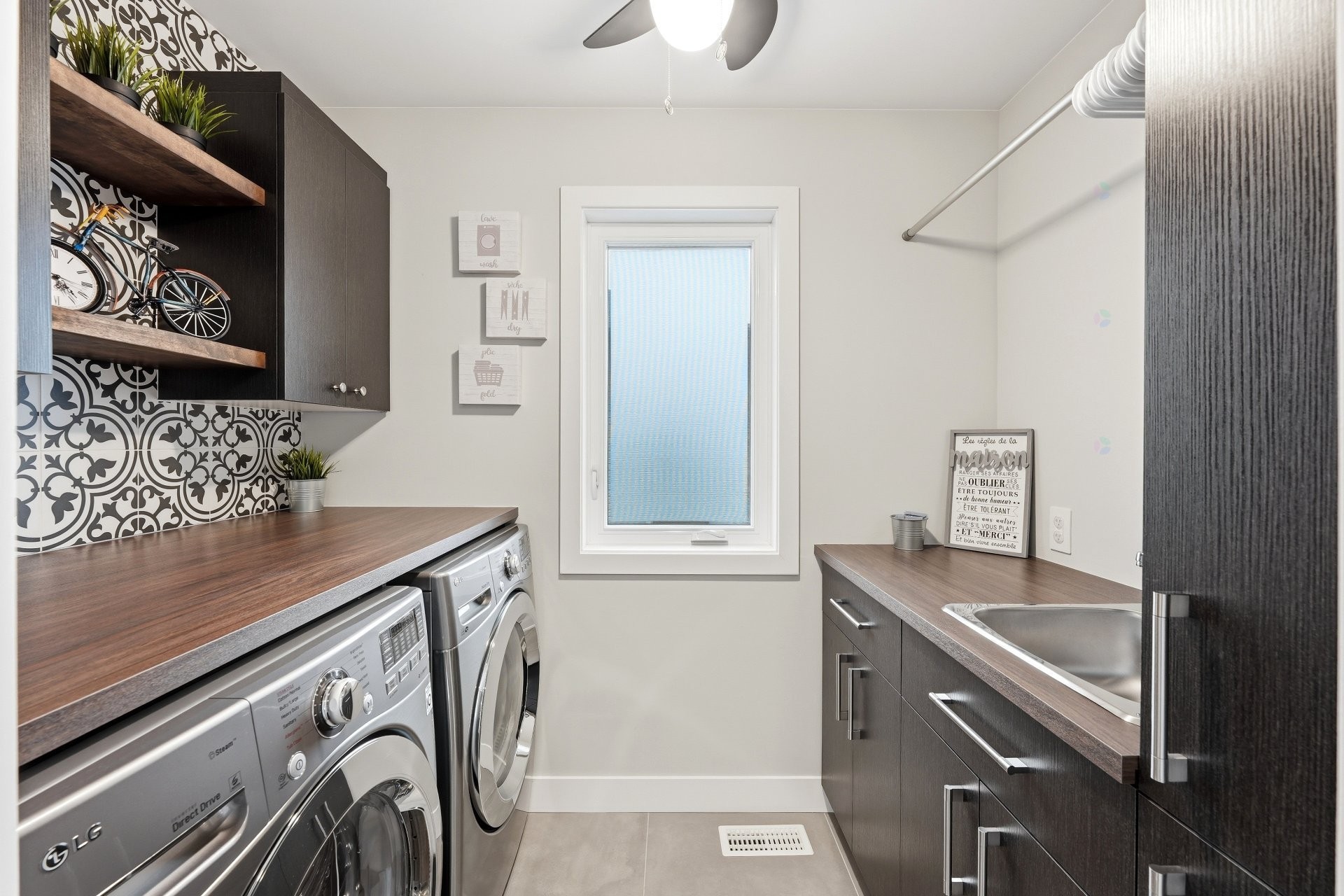 









123


Av. du Littoral

,
Saint-Paul,




QC
J0K3E0

