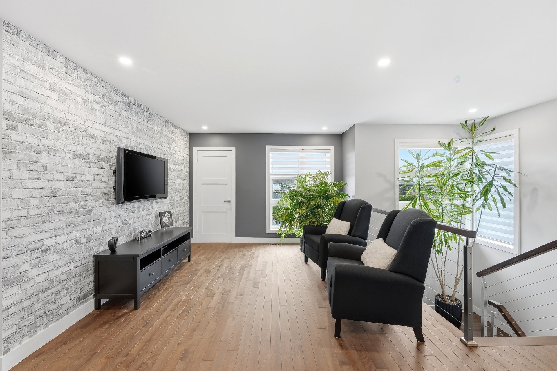 









123


Av. du Littoral

,
Saint-Paul,




QC
J0K3E0

