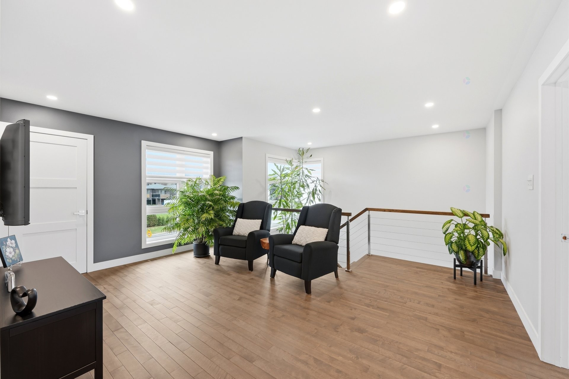 









123


Av. du Littoral

,
Saint-Paul,




QC
J0K3E0

