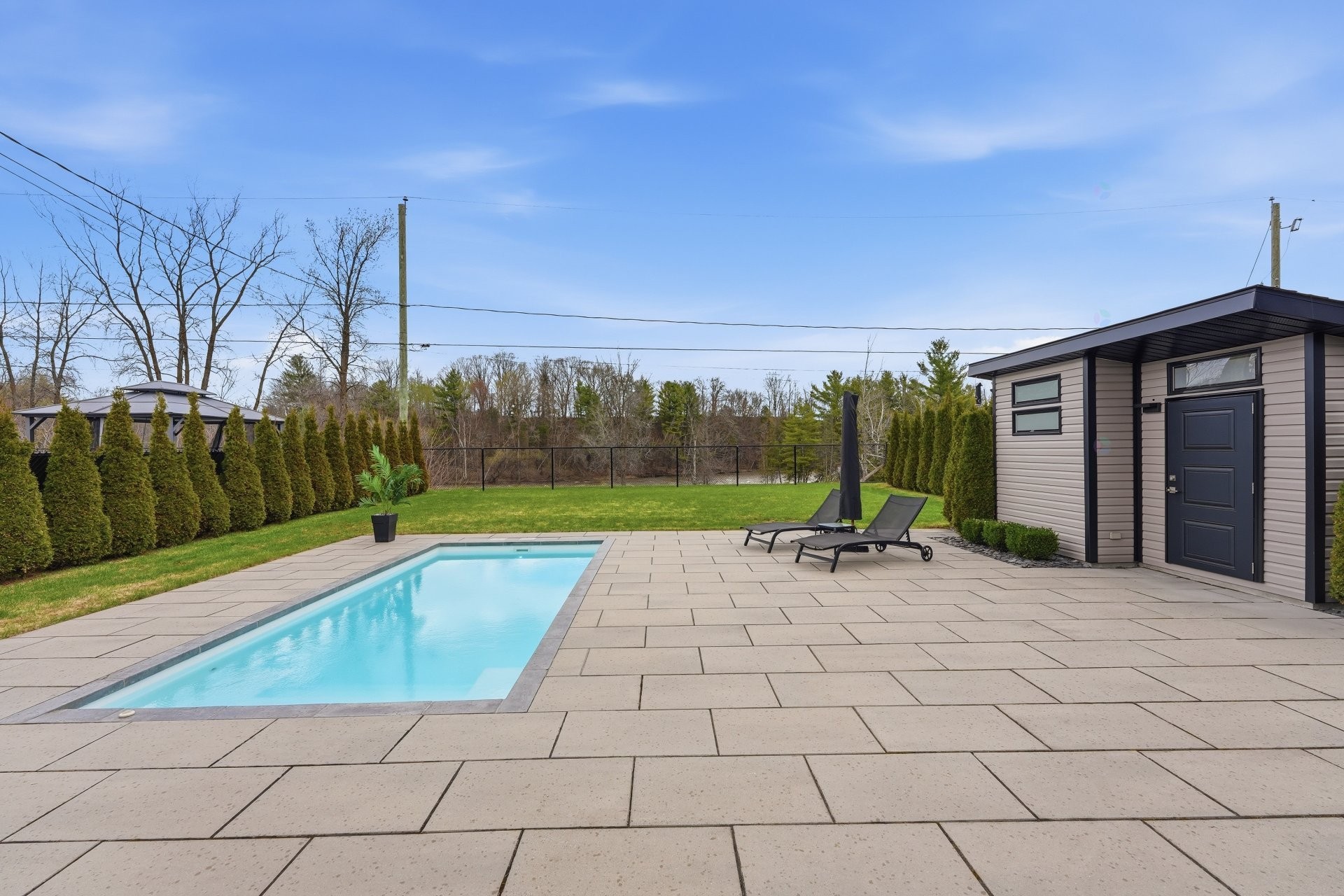 









123


Av. du Littoral

,
Saint-Paul,




QC
J0K3E0

