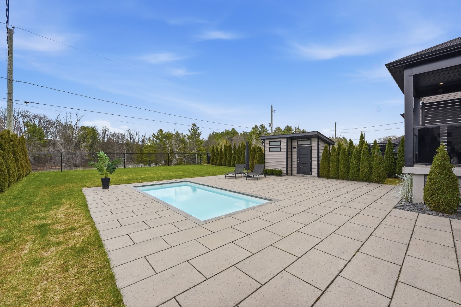 









123


Av. du Littoral

,
Saint-Paul,




QC
J0K3E0

