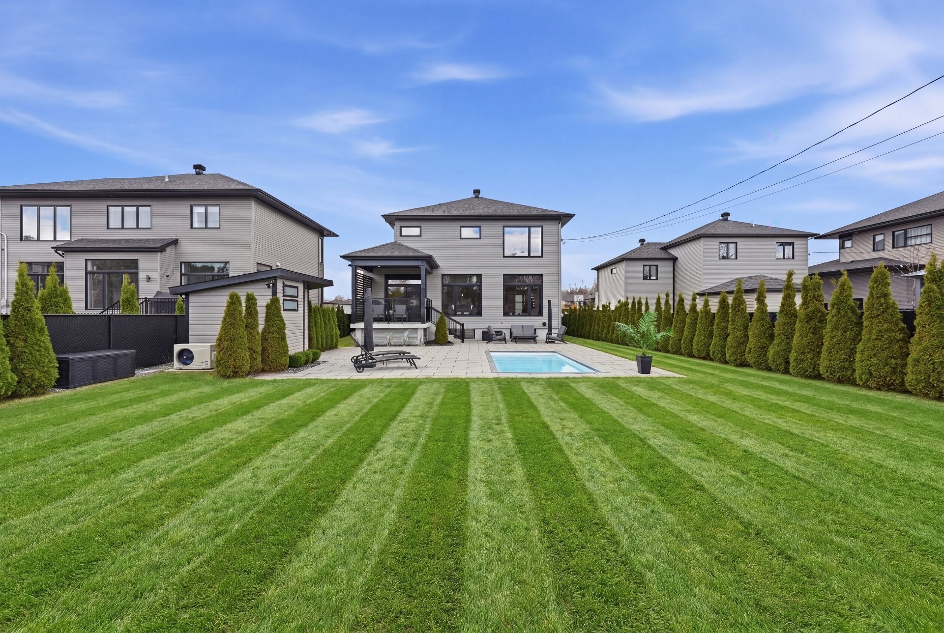 









123


Av. du Littoral

,
Saint-Paul,




QC
J0K3E0

