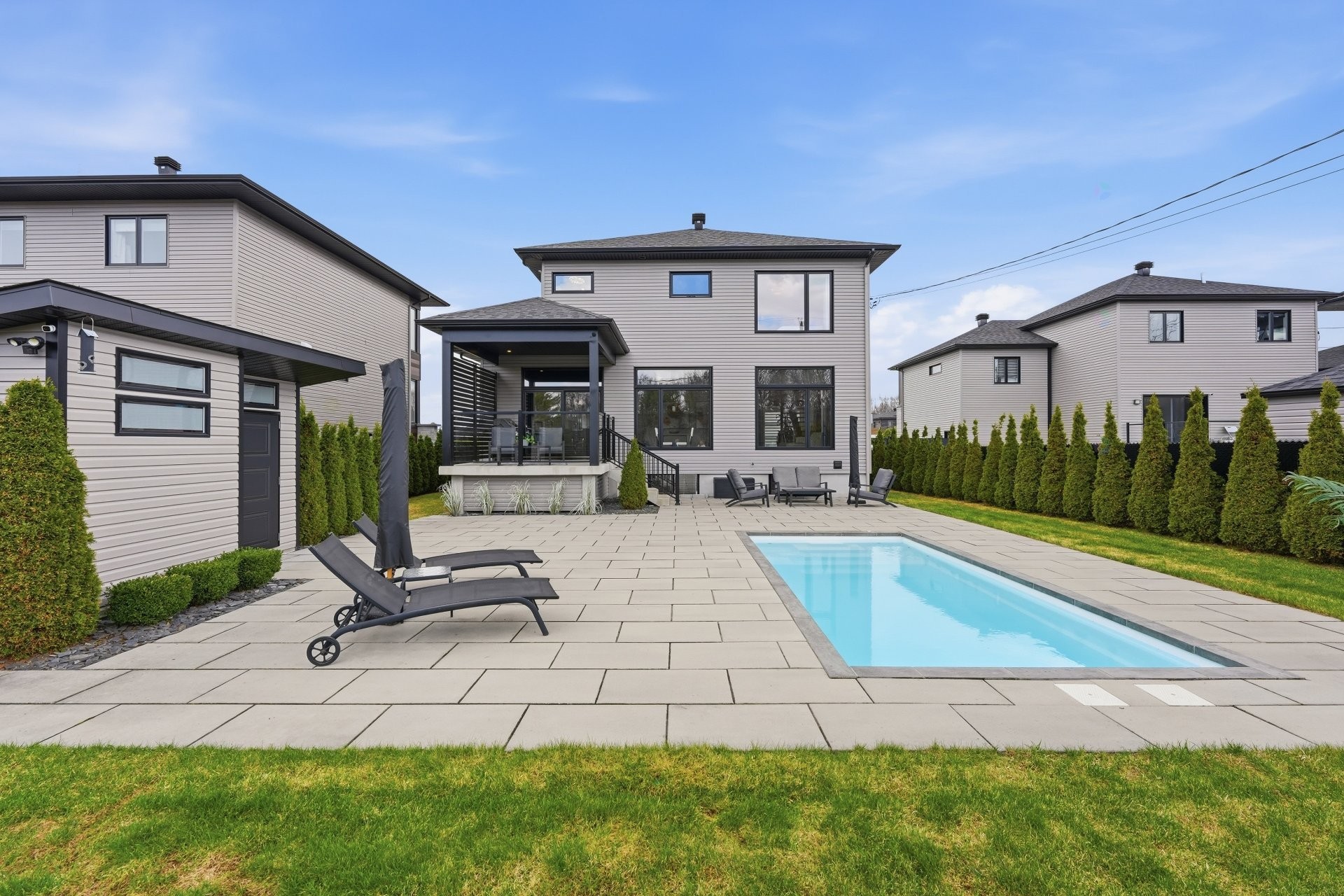 









123


Av. du Littoral

,
Saint-Paul,




QC
J0K3E0


